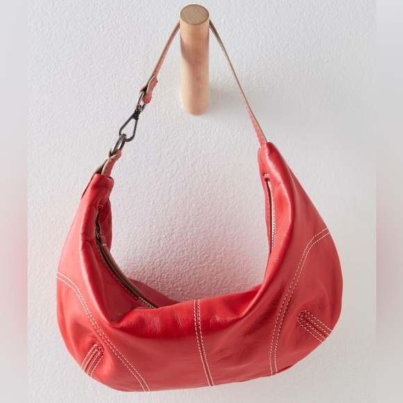 NWT Free People Real World red leather Clutch - Picture 1 of 8